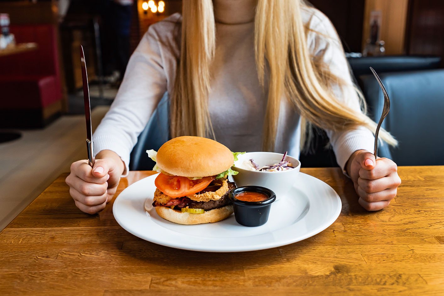 En Clínica CER somos especialista en tratar los problemas de fertilidad. Todos nuestros Ginecólogos poseen la subespecialidad en infertilidad. www.cer.cl